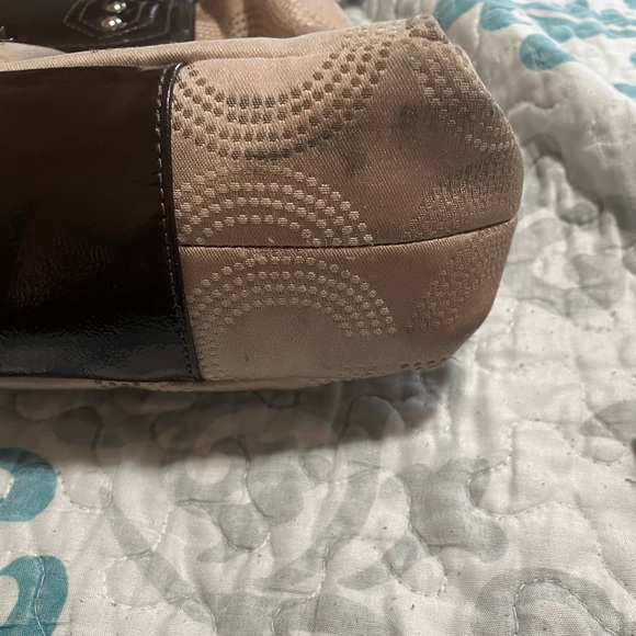 Coach Signature C Brown and Cream shoulder bag - Picture 14 of 17